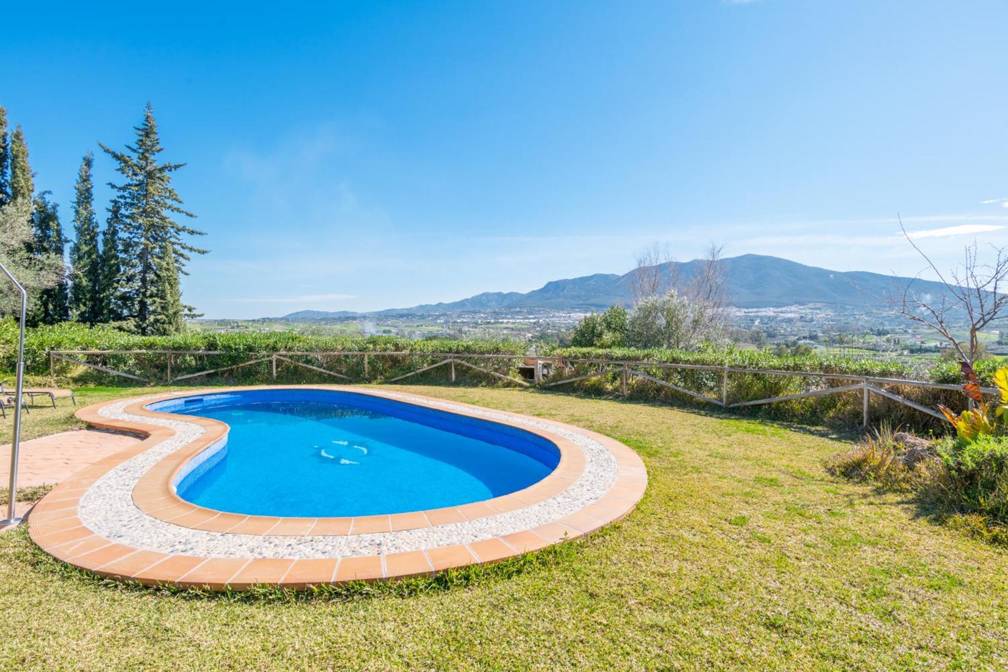 Casa vacanze Satori, Paradise In Rural Málaga